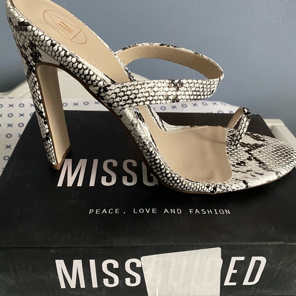 Brand new Misguided snake skin sandals - Picture 2 of 4